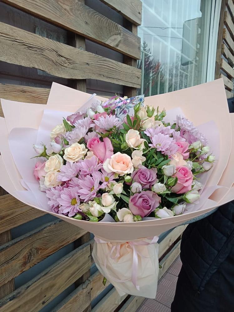 Букет цветов из: Розы и Хризантемы в Лысьве