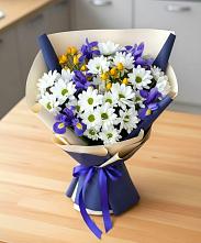 Букет цветов из:  Розы, Ирисы и Хризантемы в Лысьве