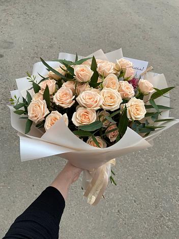 Букет Кремовые розы Латте в Лысьве