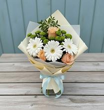 Букет цветов из:  Герберы, Розы и Хризантемы в Лысьве