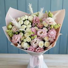 Букет цветов из:  Альстромерии и Розы в Лысьве