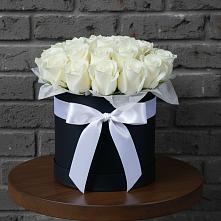 Цветочная композиция из Розы в шляпной коробке #REPLACE_PRED# Лысьве
